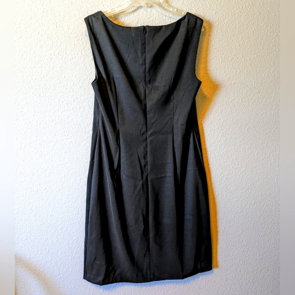 DB Elegant Sheath Dress Black Beige Fleur de Lis Sz. 14 - Picture 11 of 11